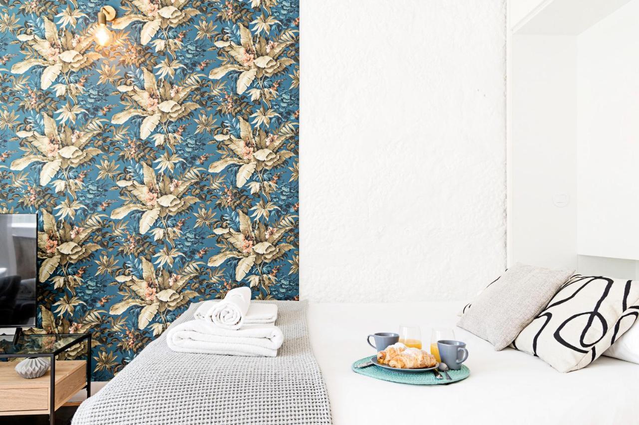 Lovelystay - Cativo Studio Downtown By Metro Station Porto Kültér fotó