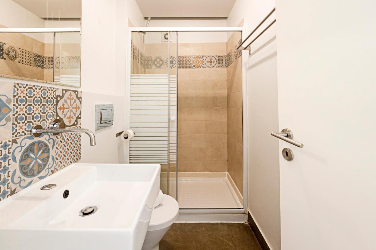 Lovelystay - Cativo Studio Downtown By Metro Station Porto Kültér fotó